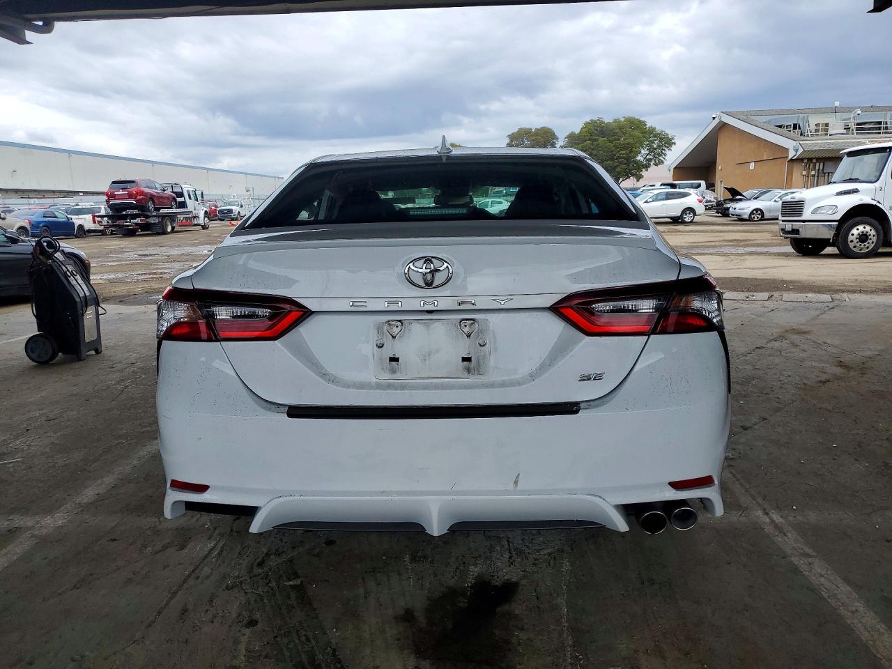 2023 TOYOTA CAMRY