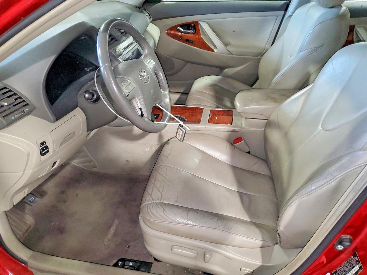 2010 TOYOTA CAMRY