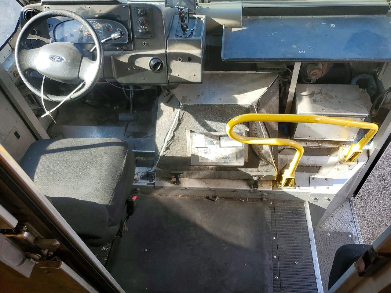 2003 FORD ECONOLINE