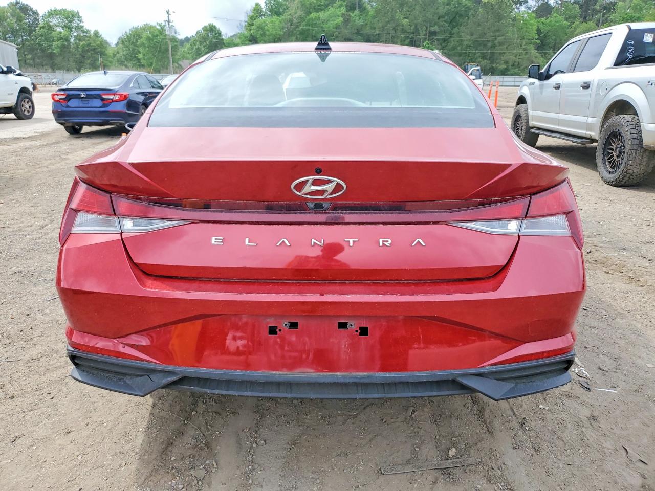2022 HYUNDAI ELANTRA