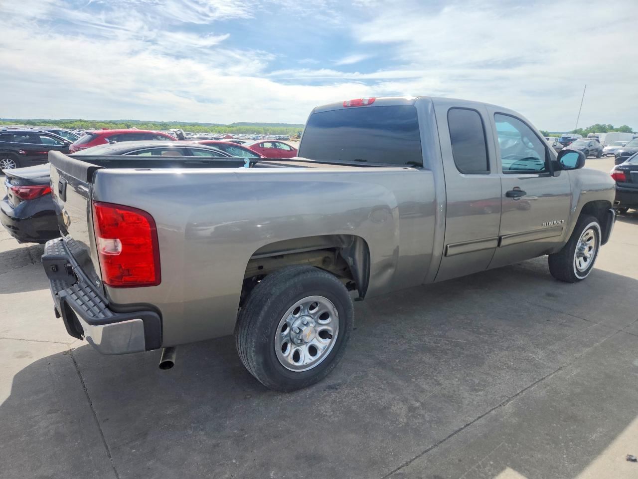 2013 CHEVROLET SILVERADO