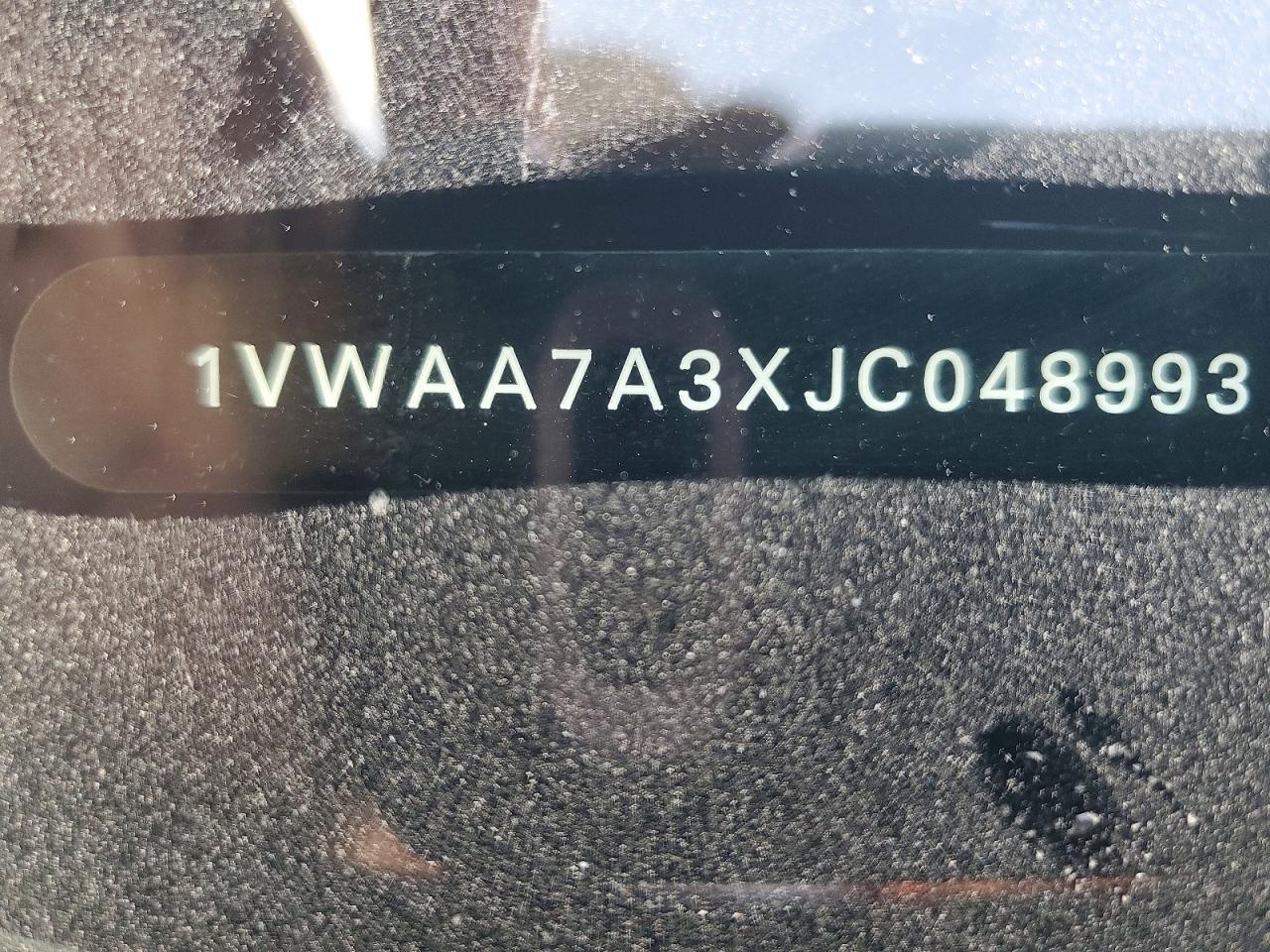 2018 VOLKSWAGEN PASSAT