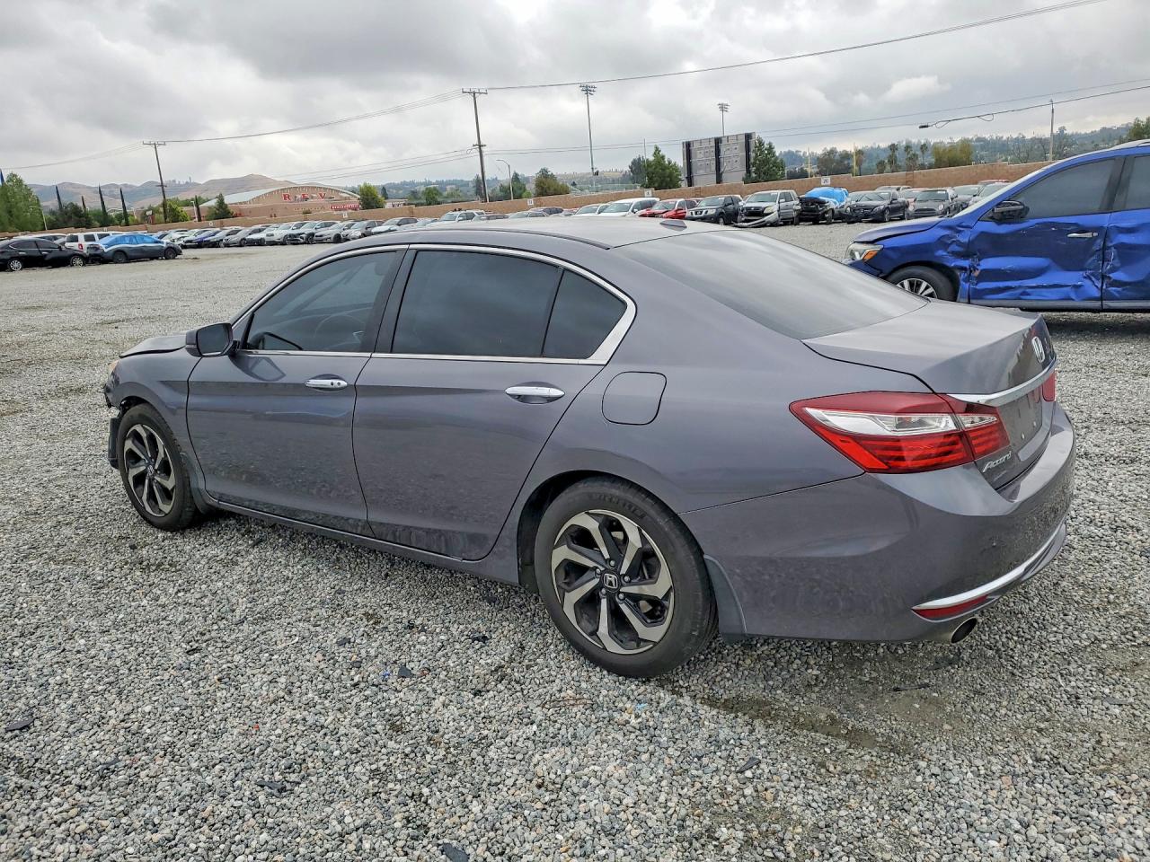 2017 HONDA ACCORD