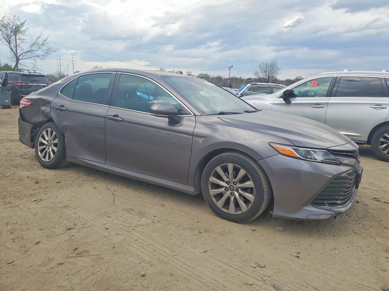 2019 TOYOTA CAMRY