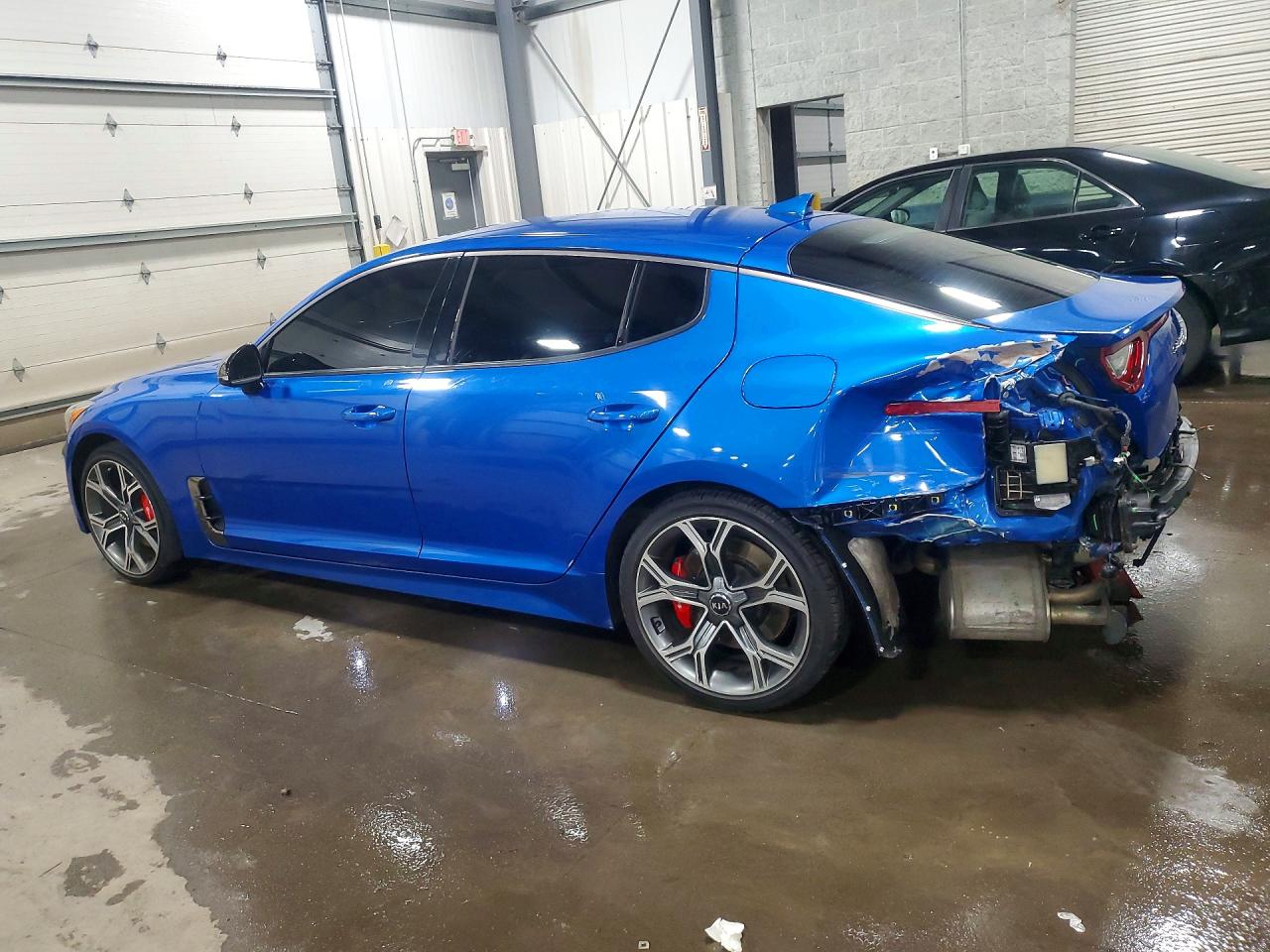 2020 KIA STINGER