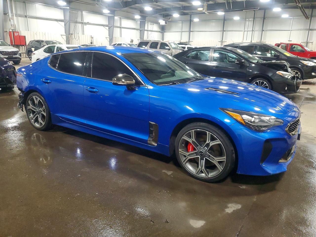 2020 KIA STINGER