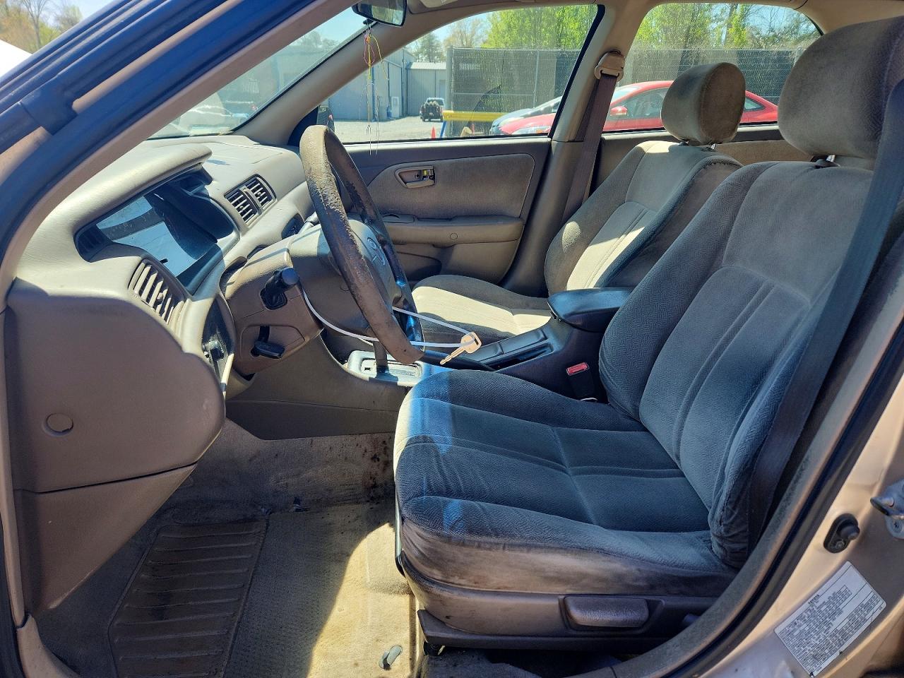 2000 TOYOTA CAMRY