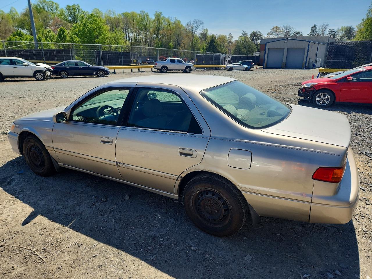 2000 TOYOTA CAMRY