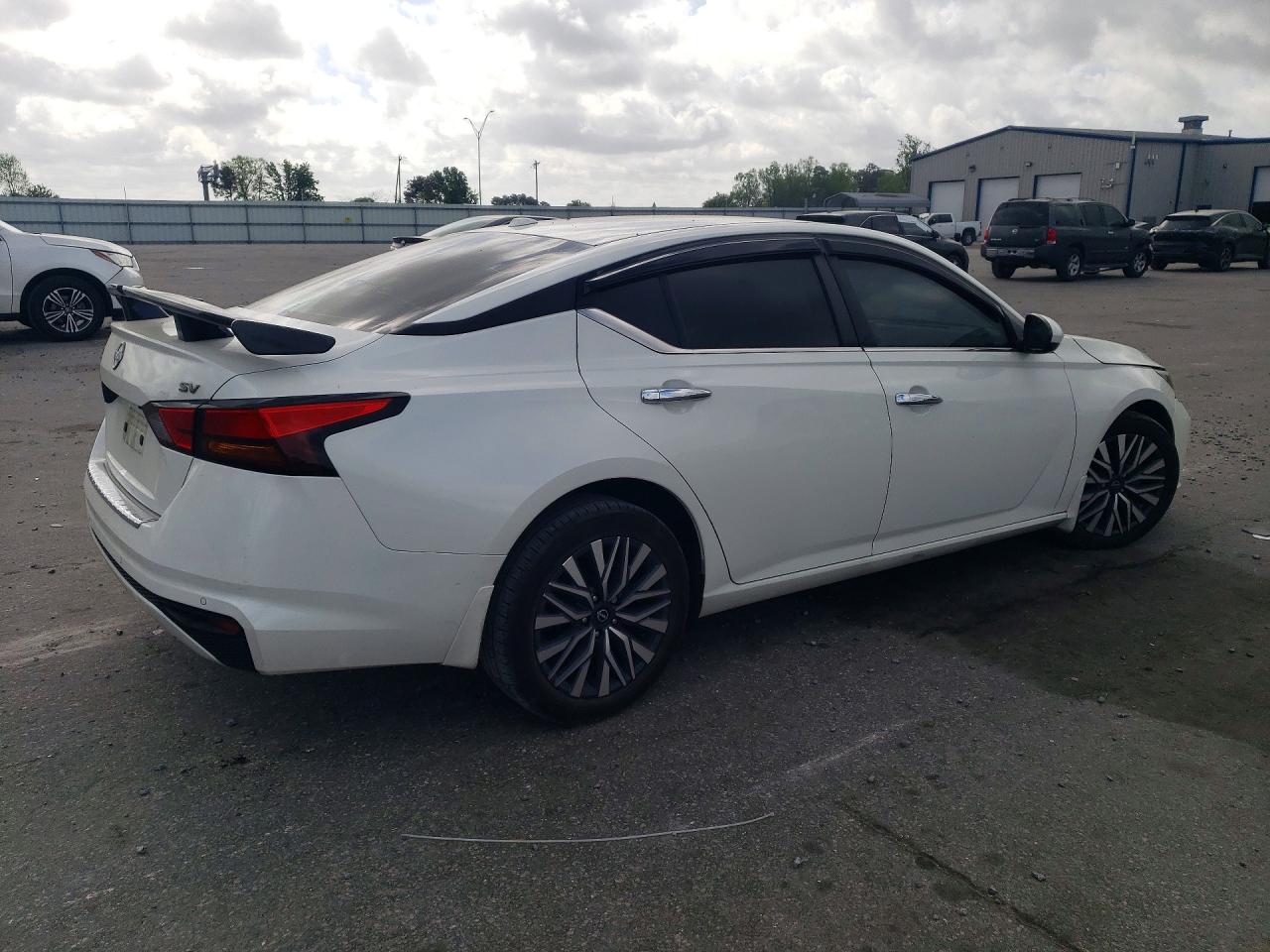 2023 NISSAN ALTIMA