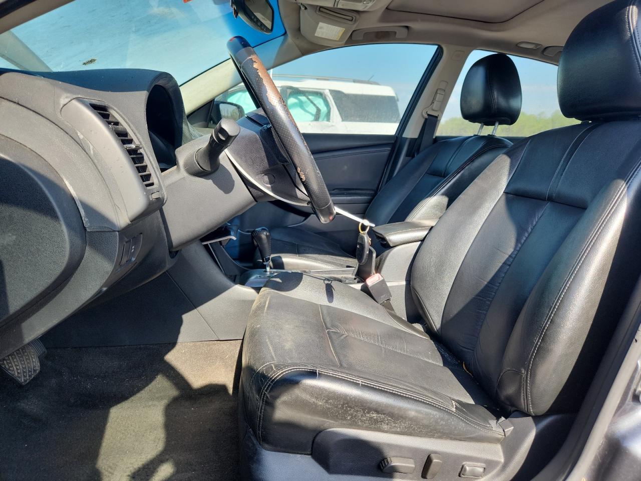 2010 NISSAN ALTIMA