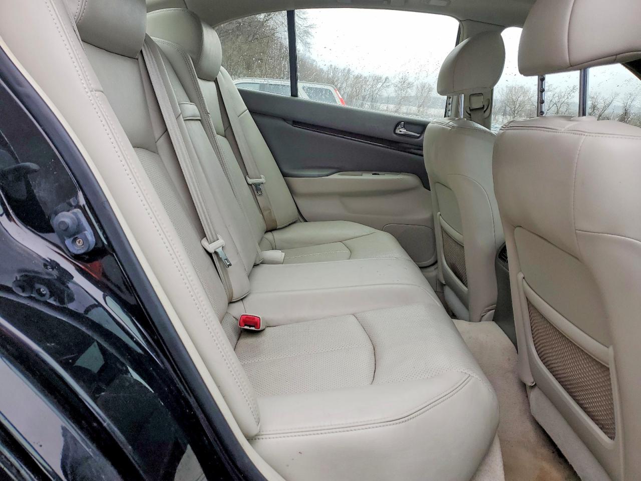 2013 INFINITI G37