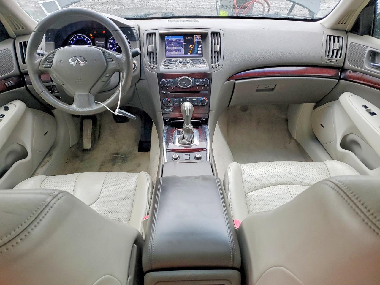 2013 INFINITI G37