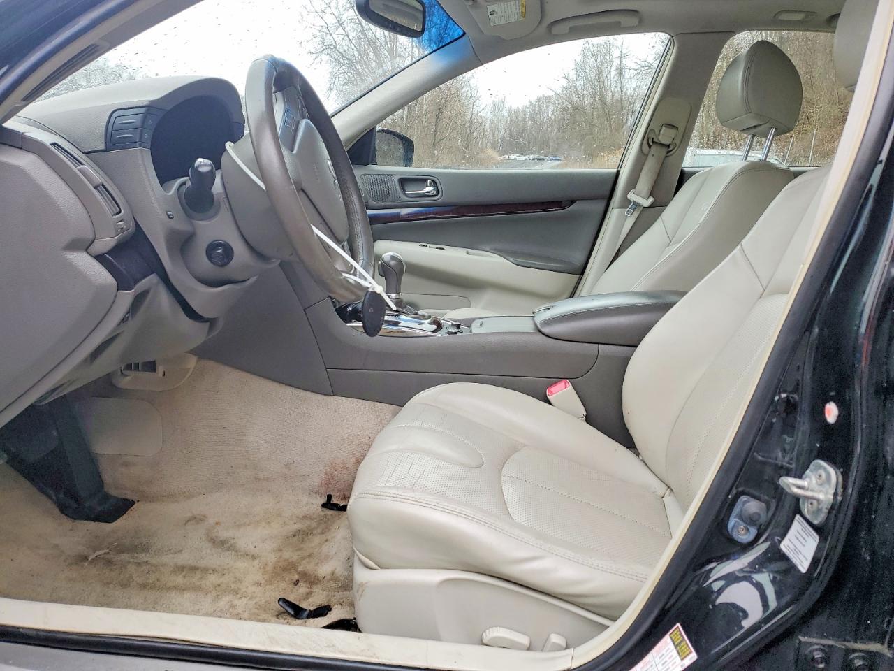 2013 INFINITI G37