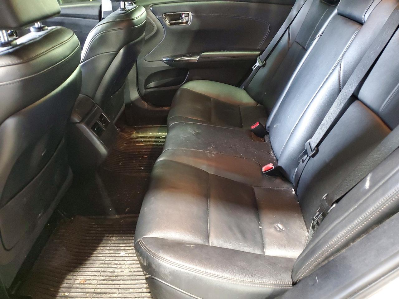 2018 TOYOTA AVALON