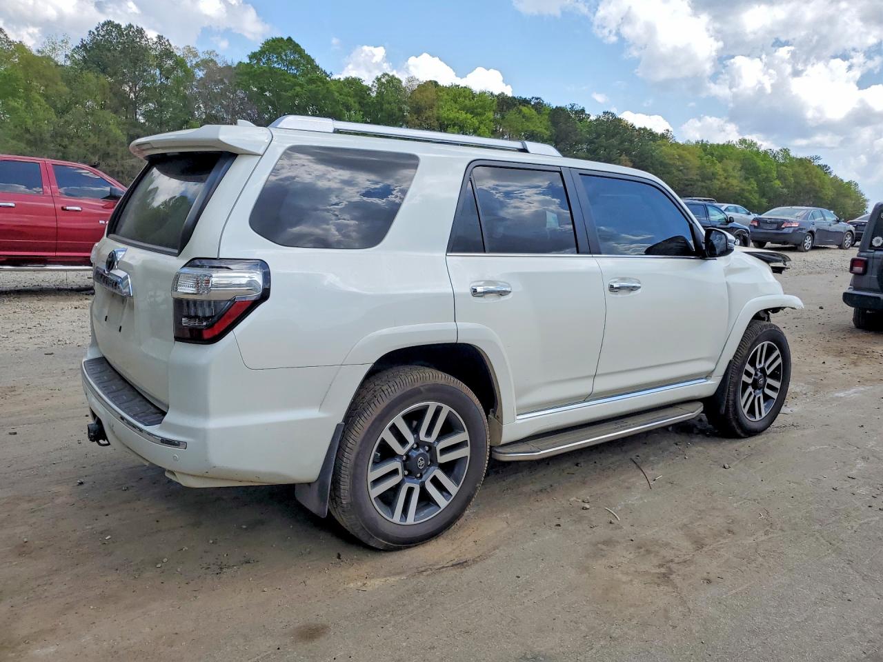 2018 TOYOTA 4RUNNER