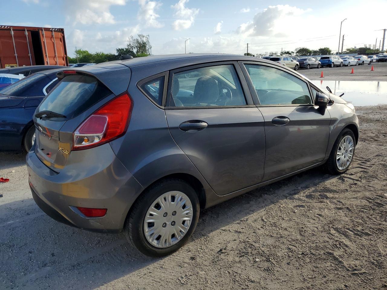 2014 FORD FIESTA