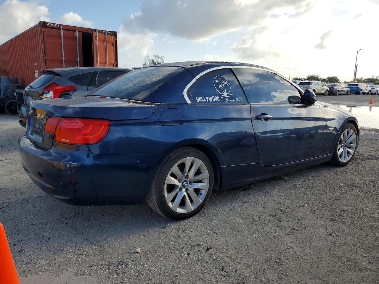2012 BMW 3 SERIES