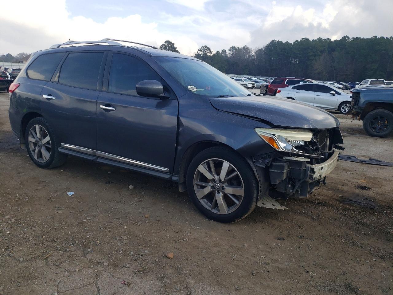 2013 NISSAN PATHFINDER