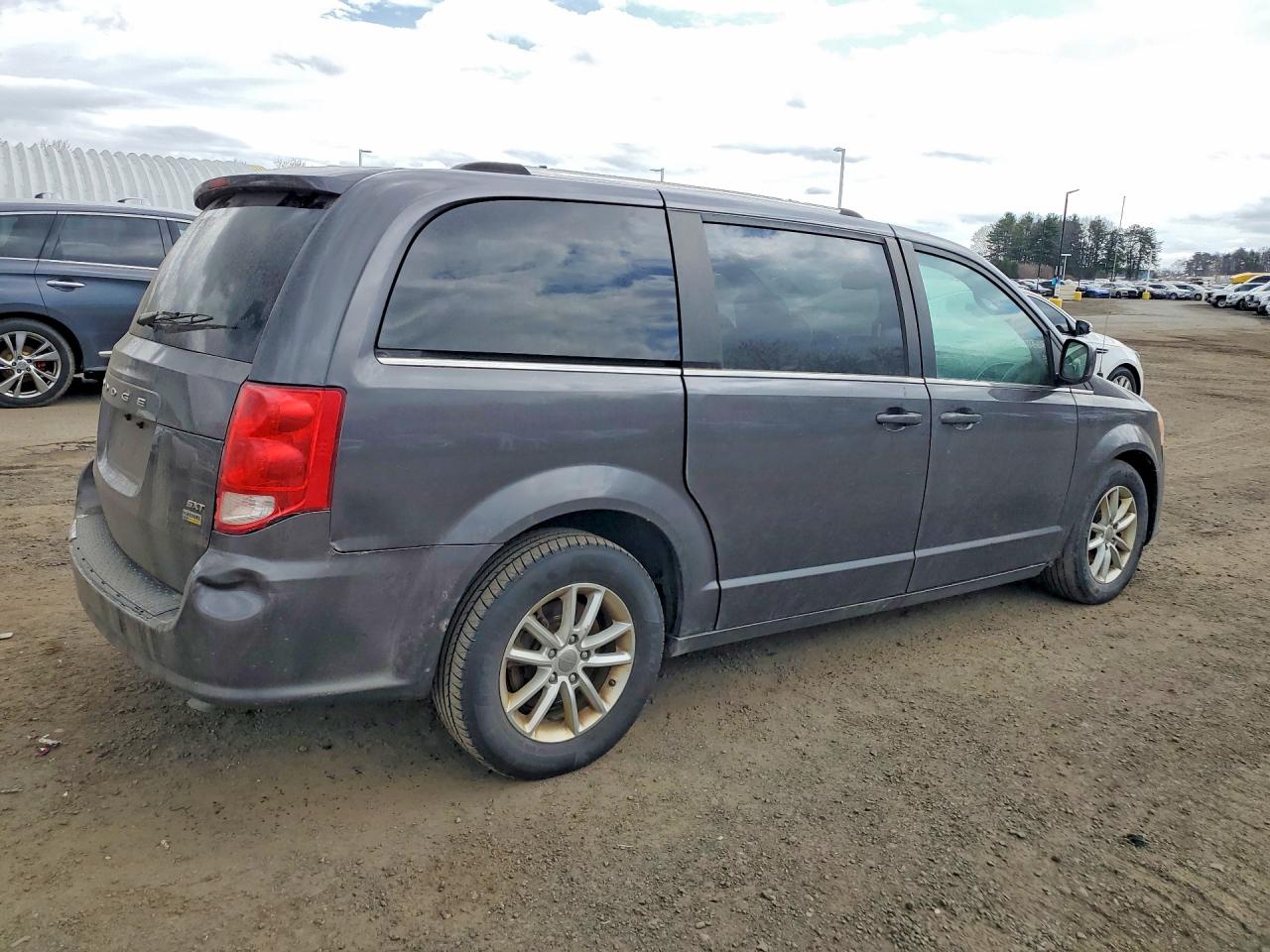2019 DODGE CARAVAN