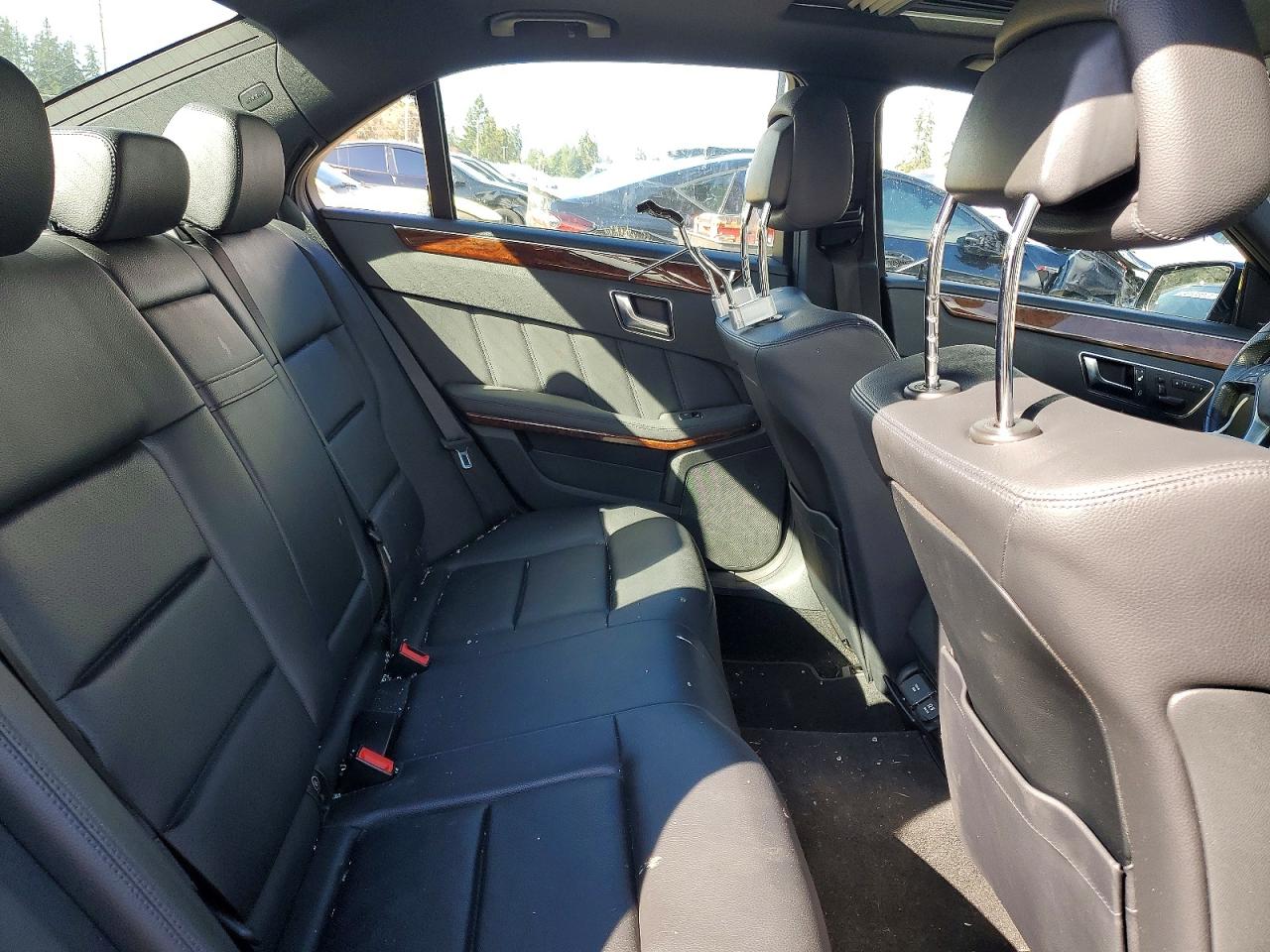 2013 MERCEDES-BENZ E-CLASS
