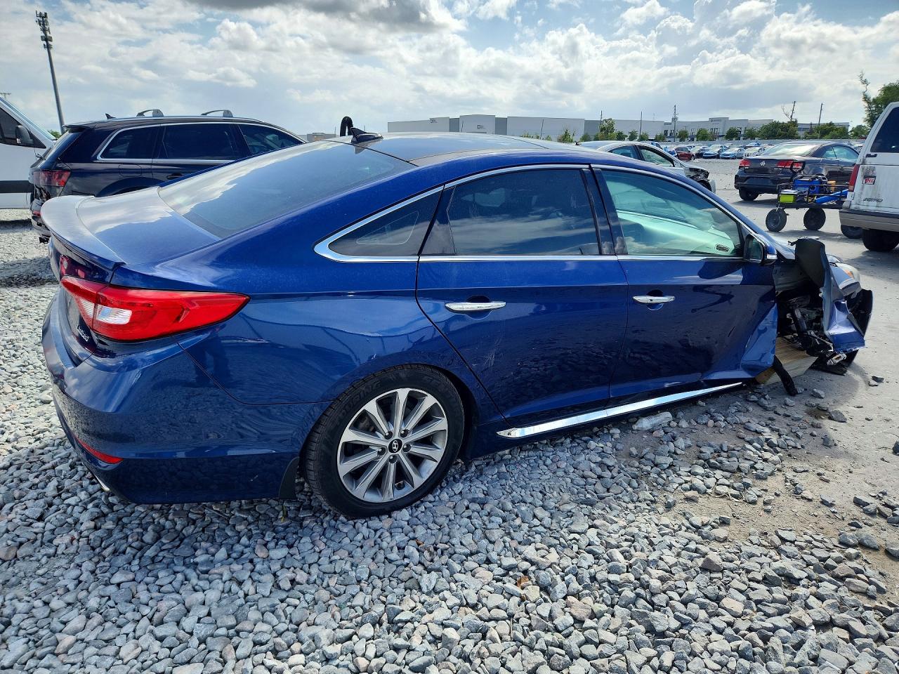 2016 HYUNDAI SONATA