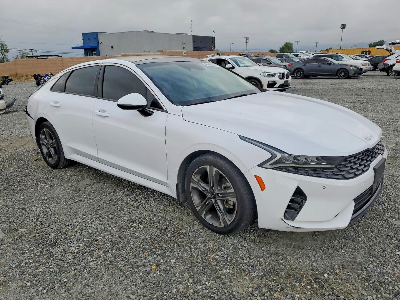 2022 KIA K5