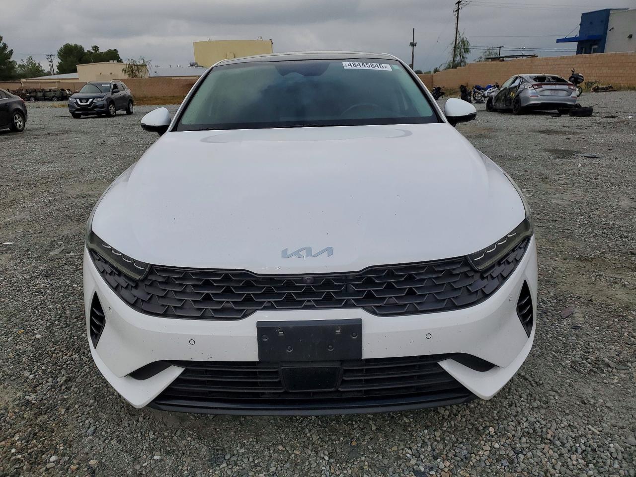 2022 KIA K5
