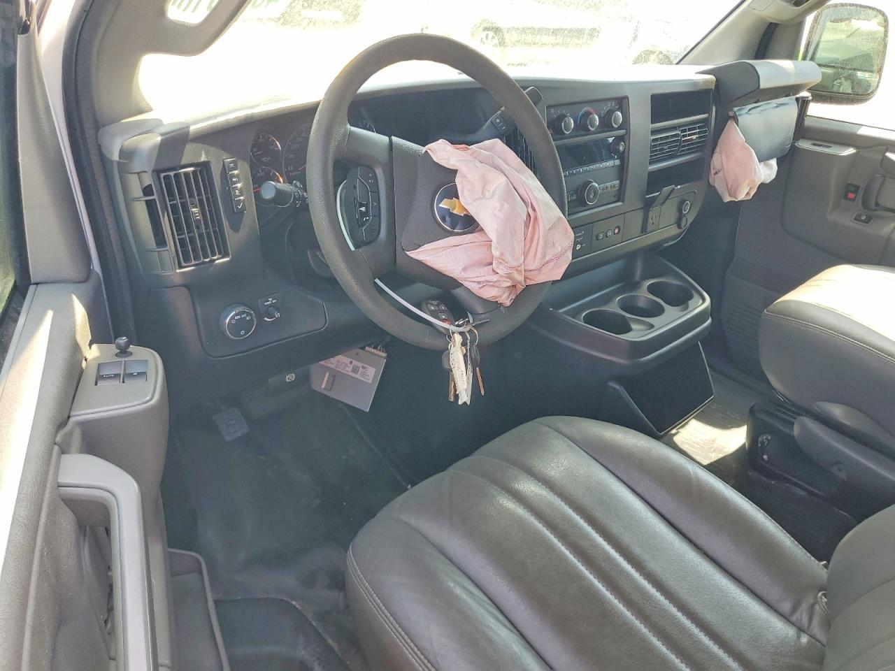 2019 CHEVROLET EXPRESS