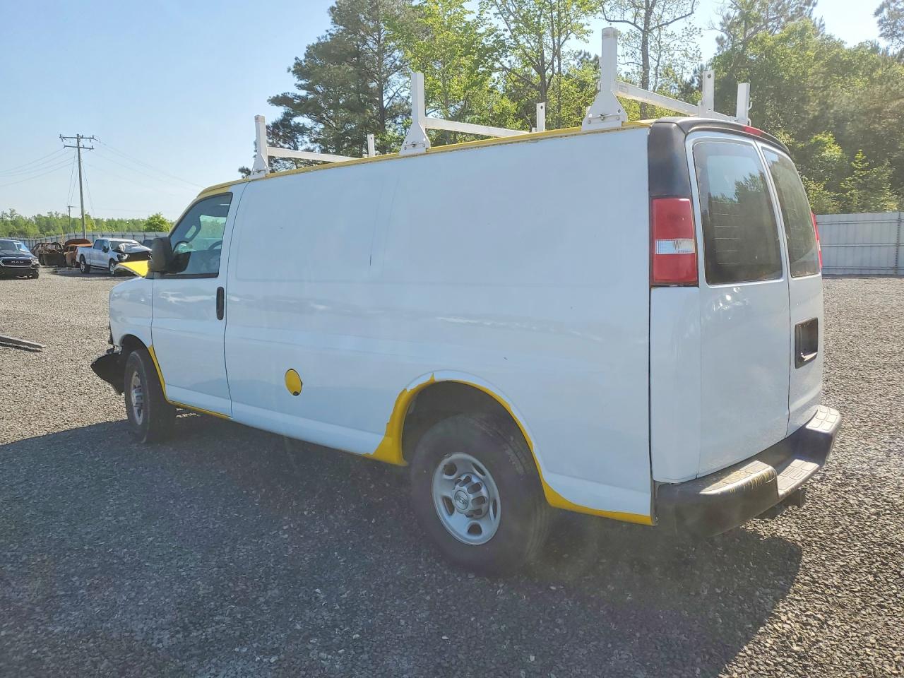 2019 CHEVROLET EXPRESS