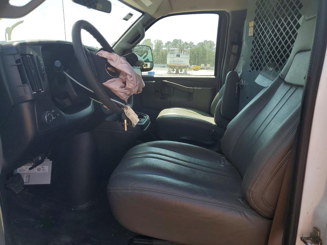 2019 CHEVROLET EXPRESS