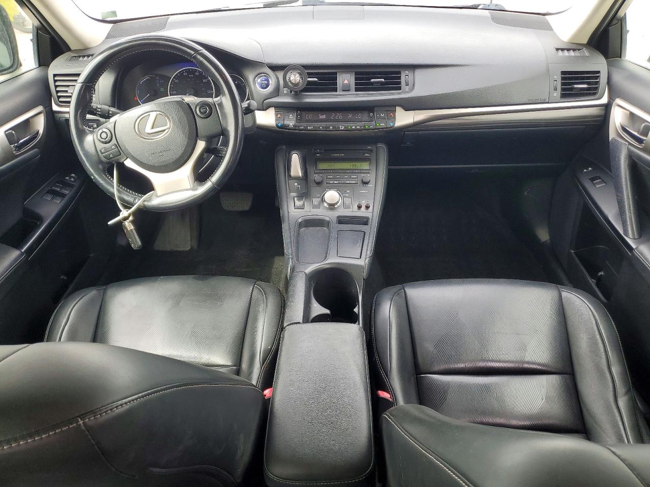 2015 LEXUS CT 200