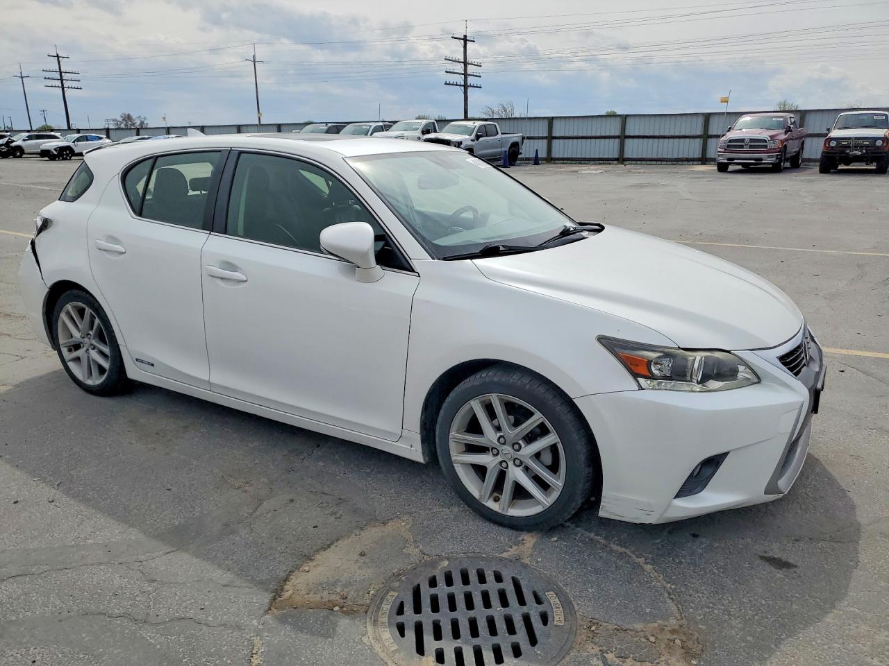 2015 LEXUS CT 200