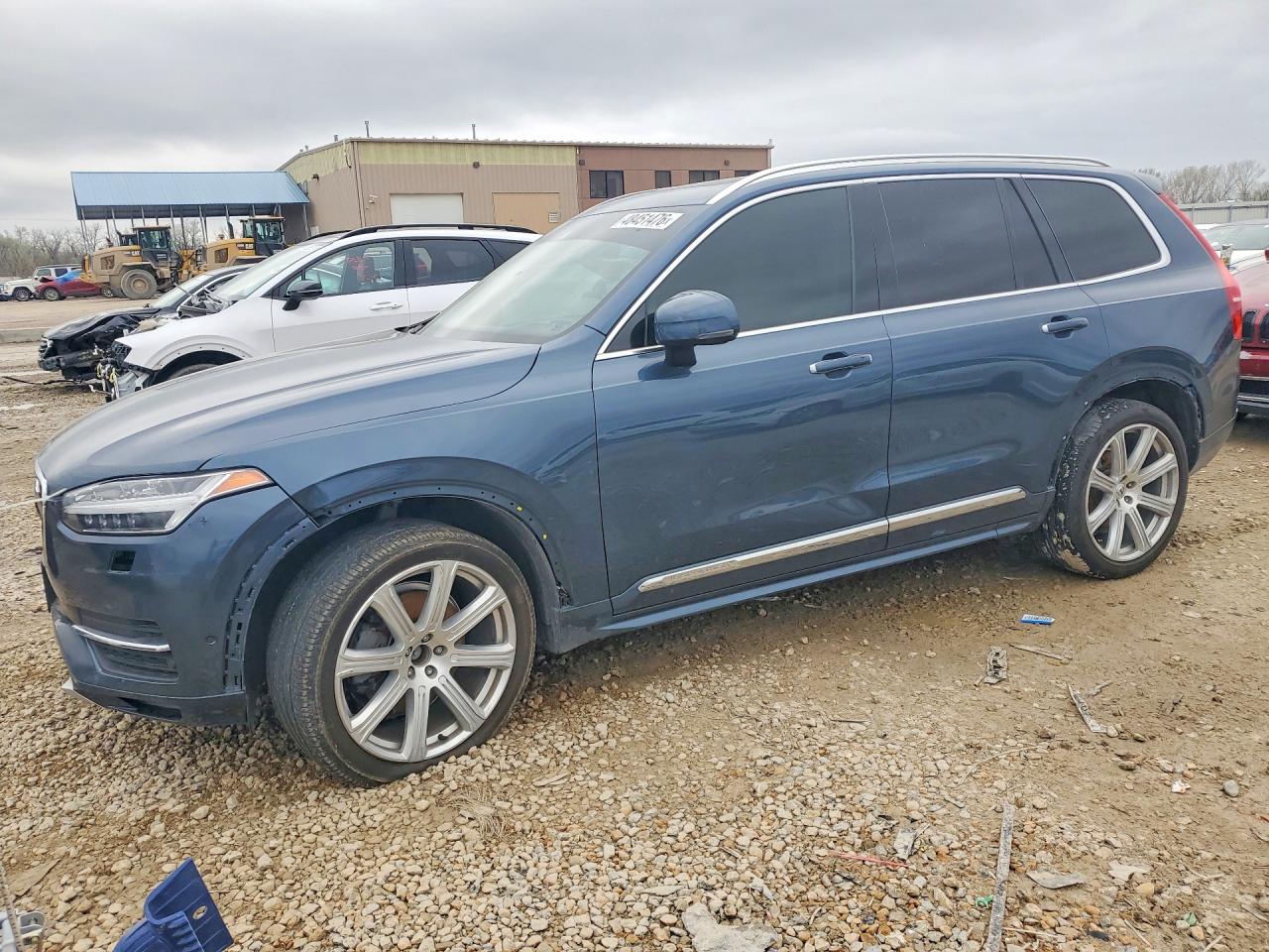2019 VOLVO XC90
