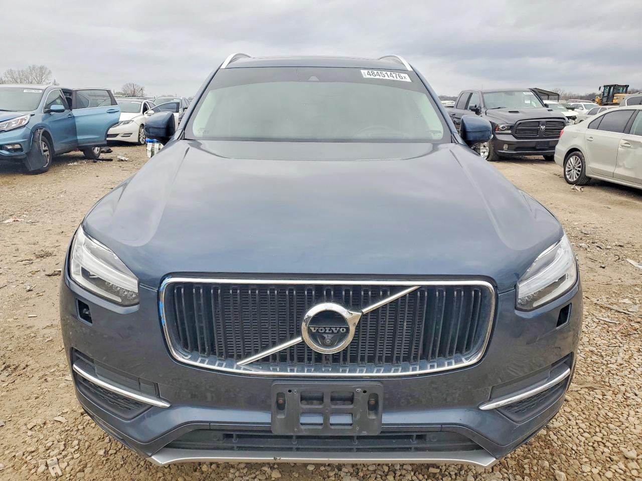 2019 VOLVO XC90