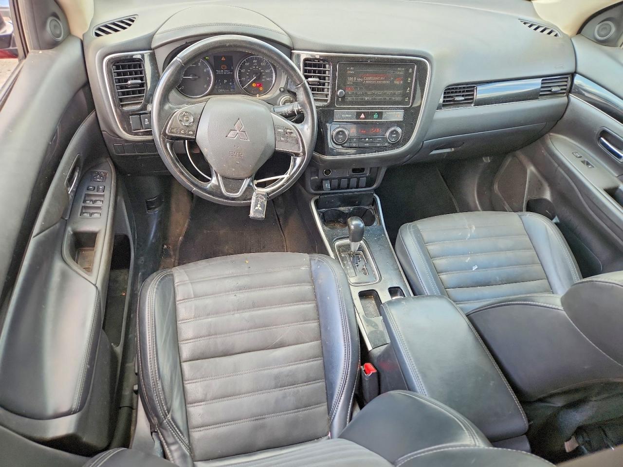 2019 MITSUBISHI OUTLANDER