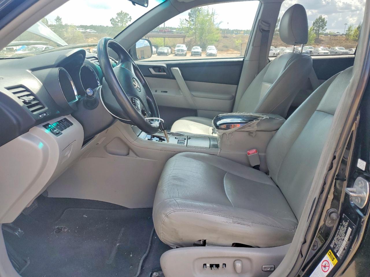 2012 TOYOTA HIGHLANDER