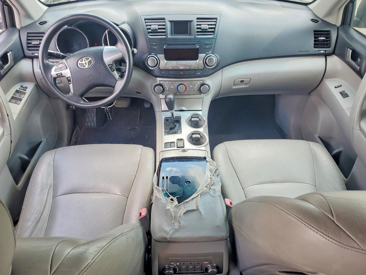 2012 TOYOTA HIGHLANDER