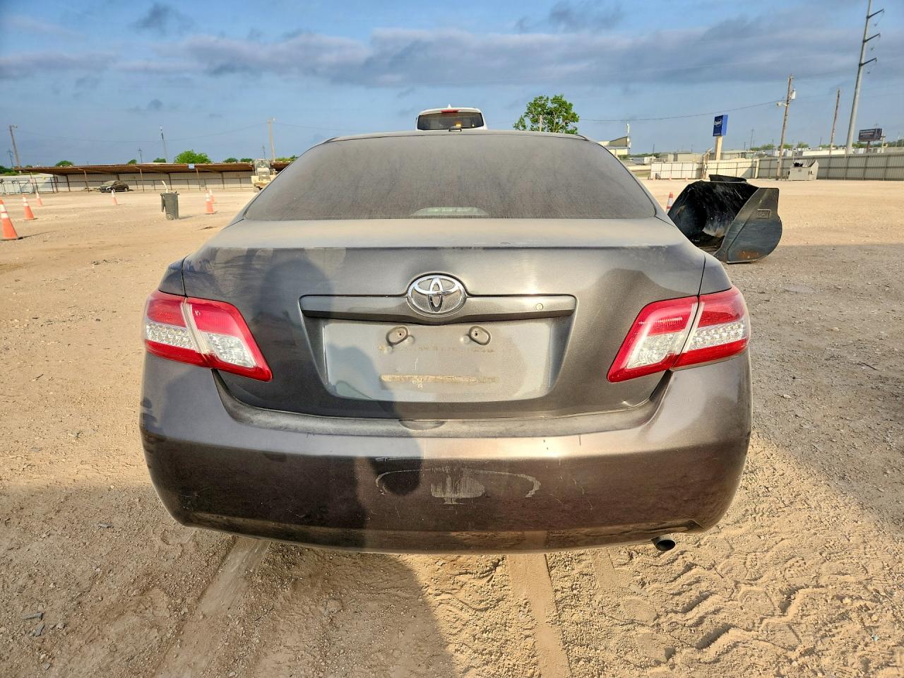 2011 TOYOTA CAMRY