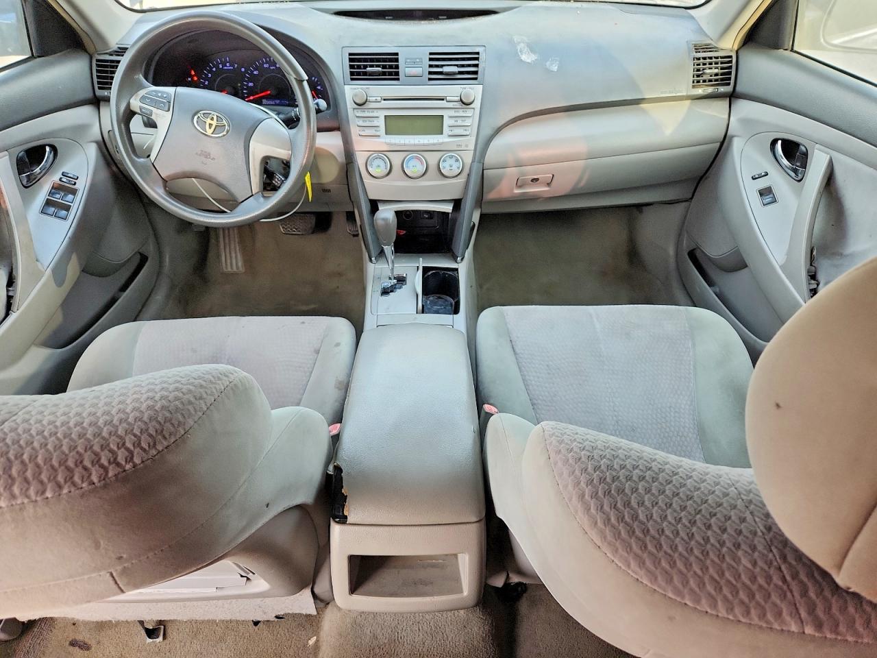 2011 TOYOTA CAMRY