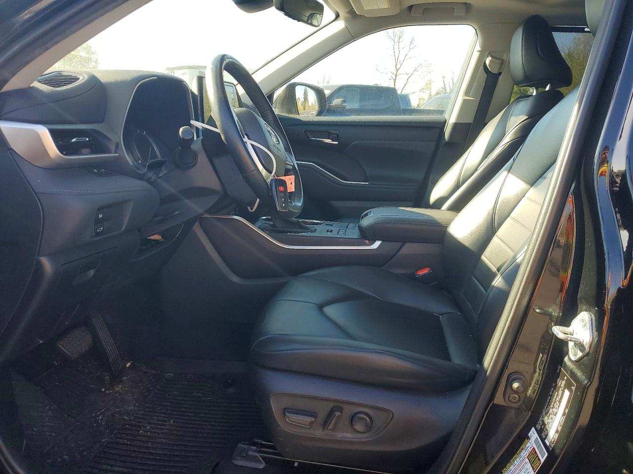 2022 TOYOTA HIGHLANDER