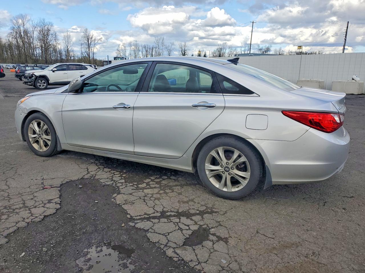 2013 HYUNDAI SONATA