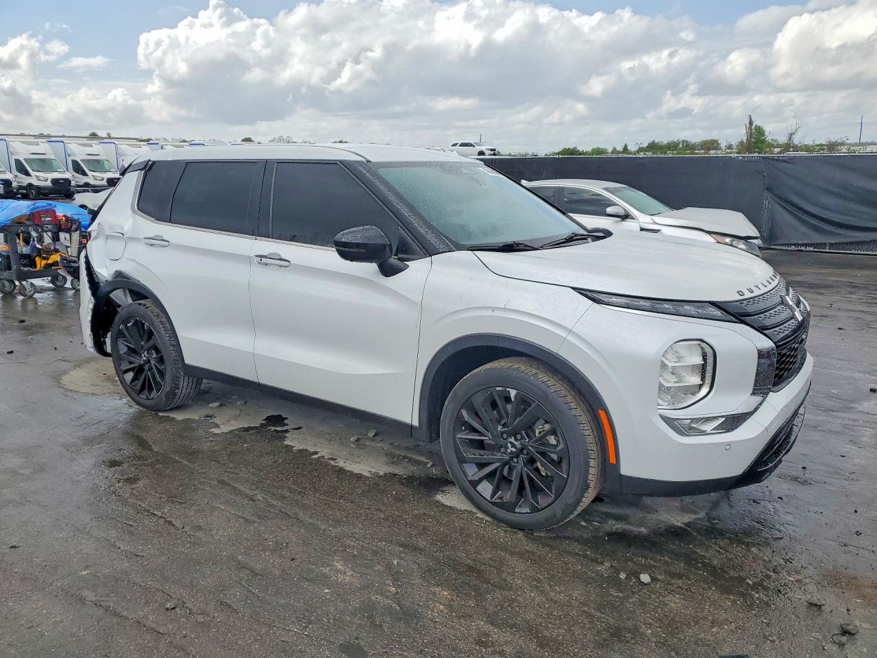 2023 MITSUBISHI OUTLANDER