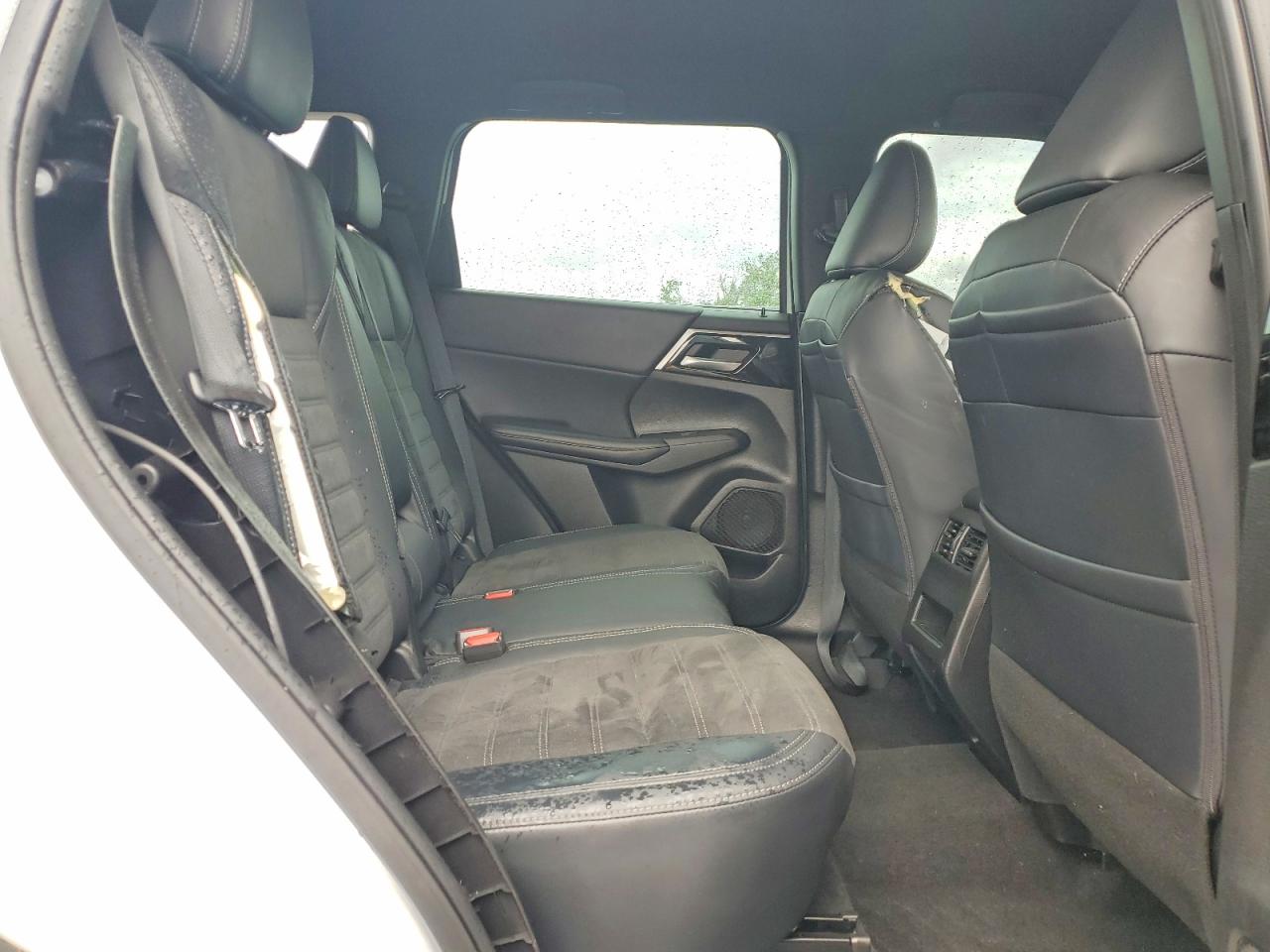 2023 MITSUBISHI OUTLANDER