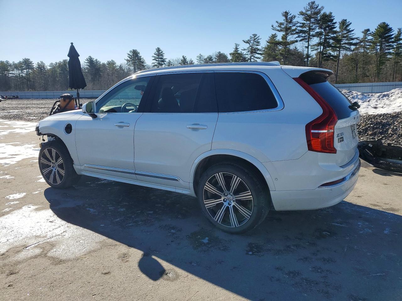 2025 VOLVO XC90