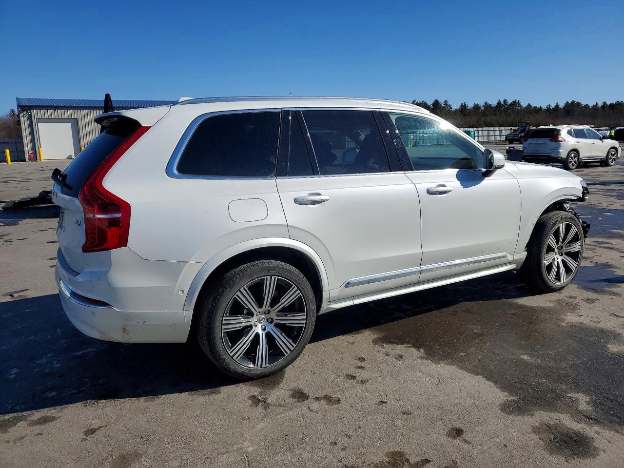 2025 VOLVO XC90