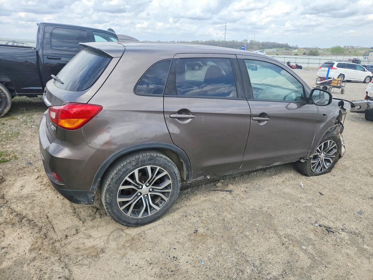 2019 MITSUBISHI OUTLANDER