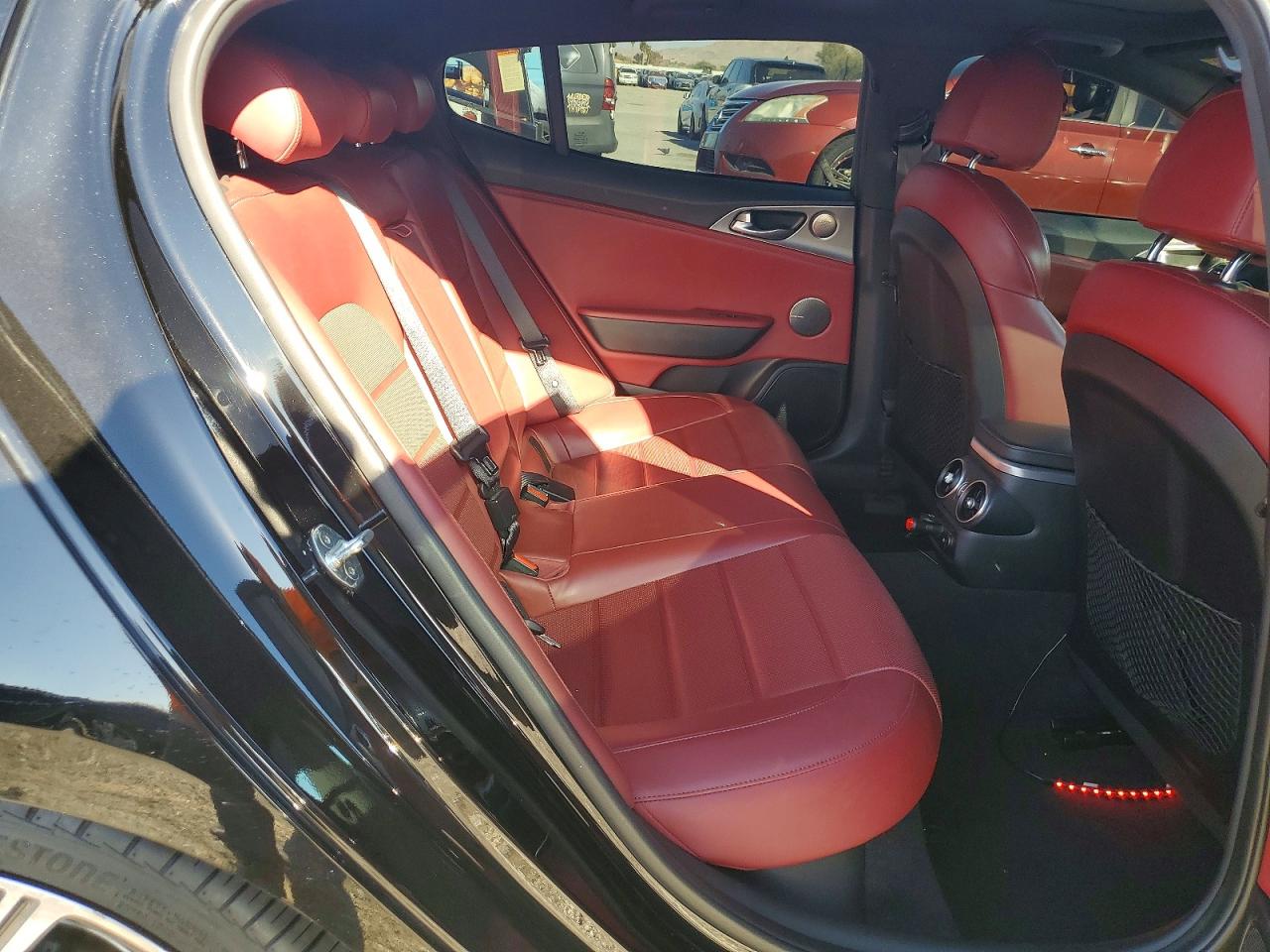 2018 KIA STINGER
