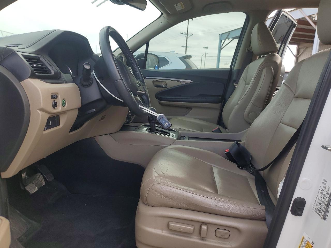 2020 HONDA PILOT