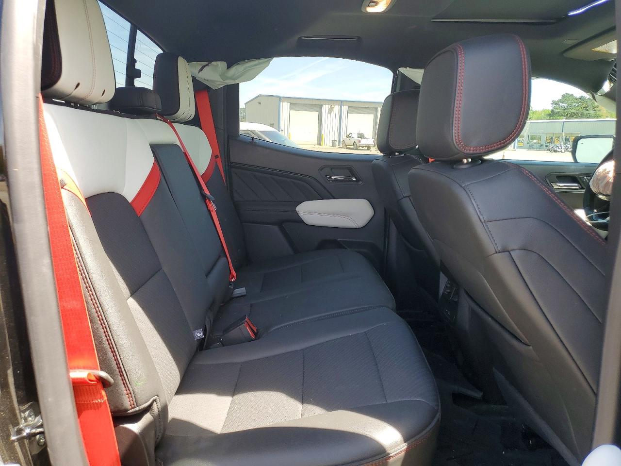 2025 GMC CANYON