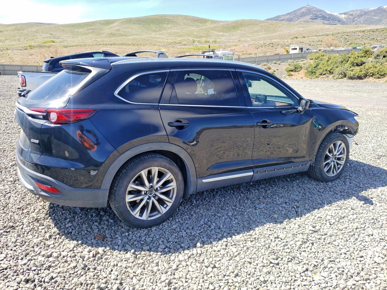 2017 MAZDA CX-9